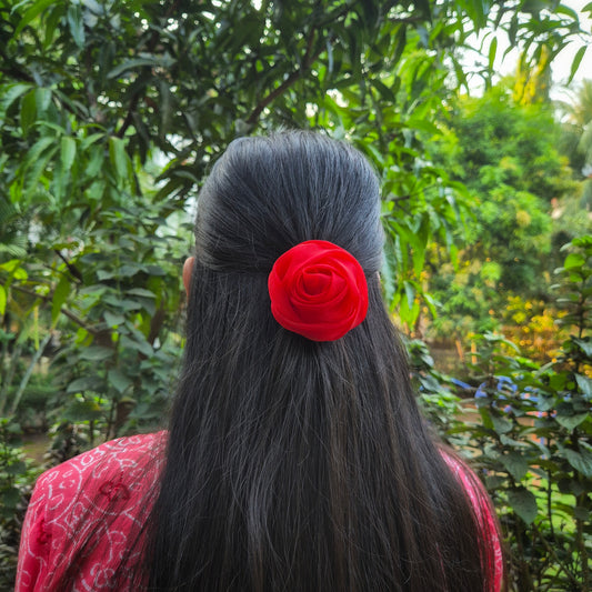 Red Rose Clip