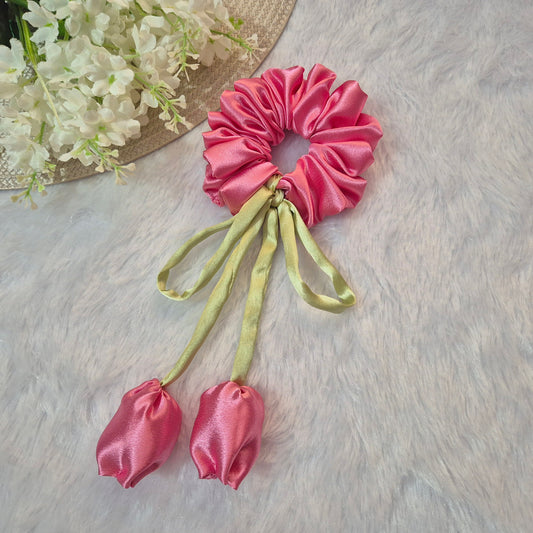 BLUSH PINK TULIP SCRUNCHIE