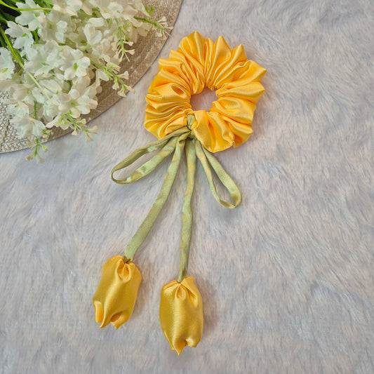 YELLOW TULIP SCRUNCHIE