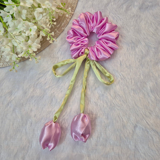 LIGHT PINK TULIP SCRUNCHIE