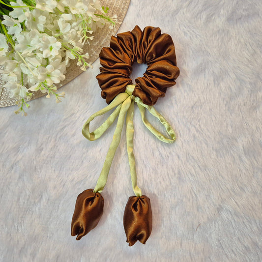 BROWN TULIP SCRUNCHIE